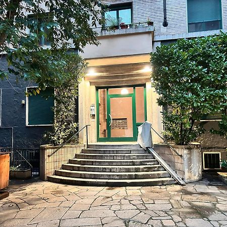 Sant'Ambrogio Charme Apartment Milán Exterior foto
